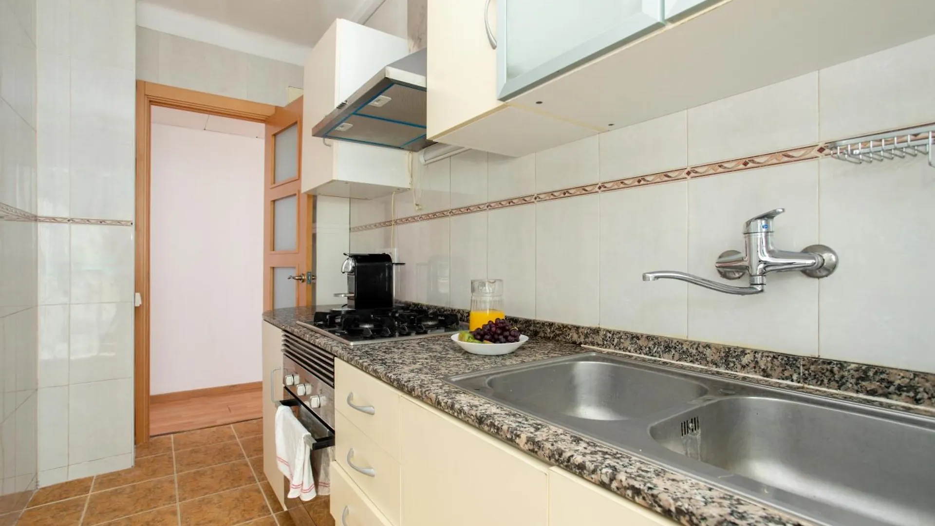 Bright Apartments Center Eixample Barcelona 0*,  Spain