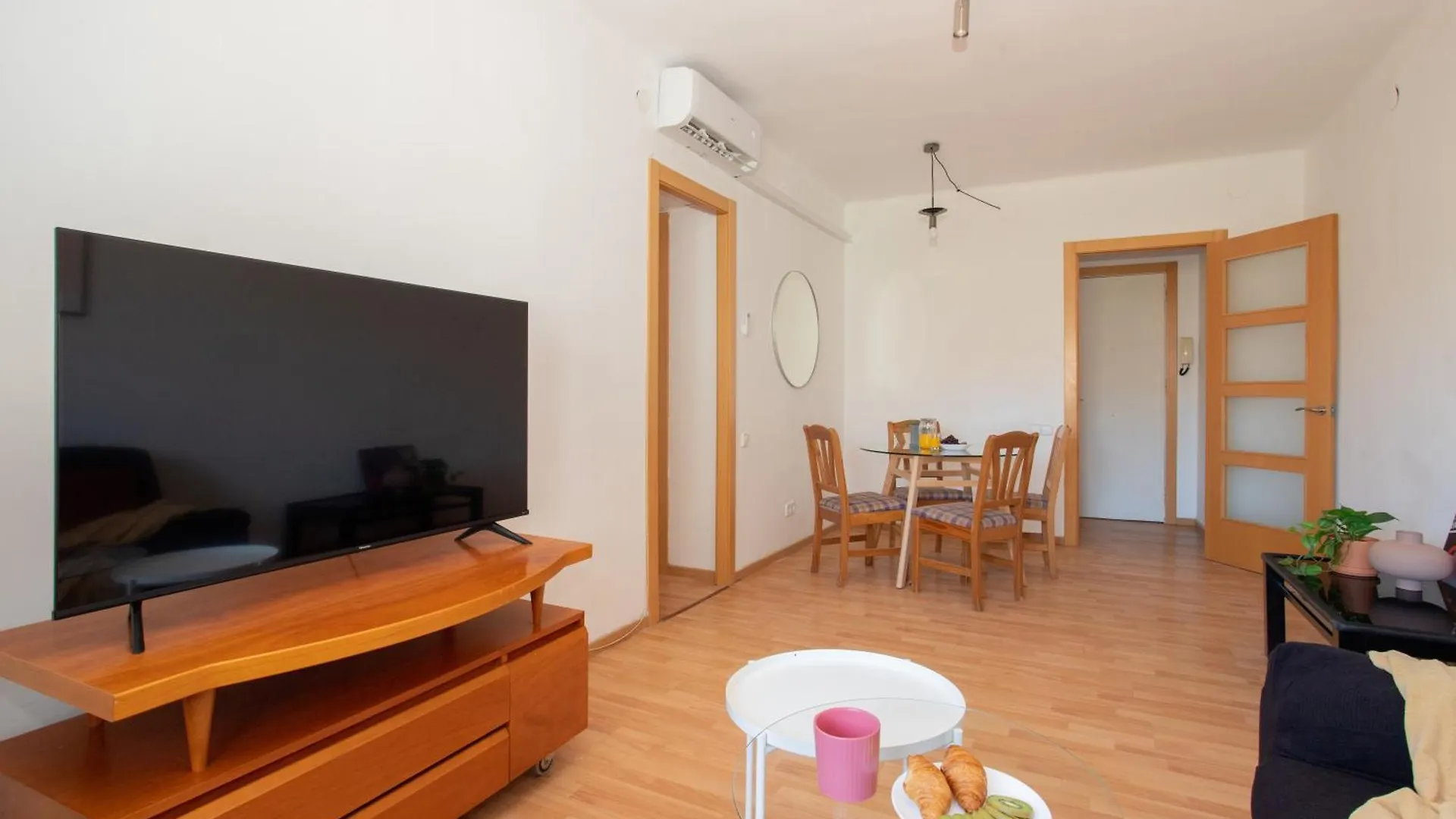 Bright Apartments Center Eixample 바르셀로나